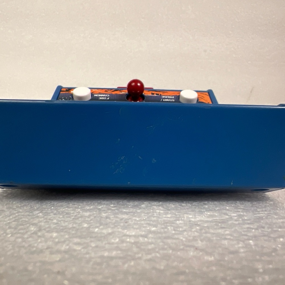 Space Invaders Handheld Console - Classic Blue - Picture 7 of 8